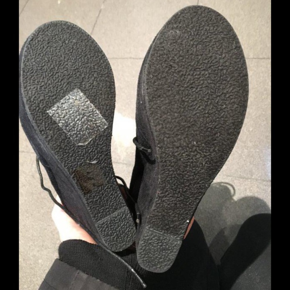 Wedges - Picture 3 of 3